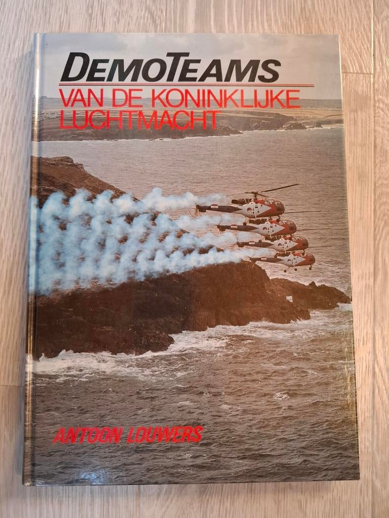 Demoteams van de KLu, Ophalen of Verzenden, Zo goed als nieuw
