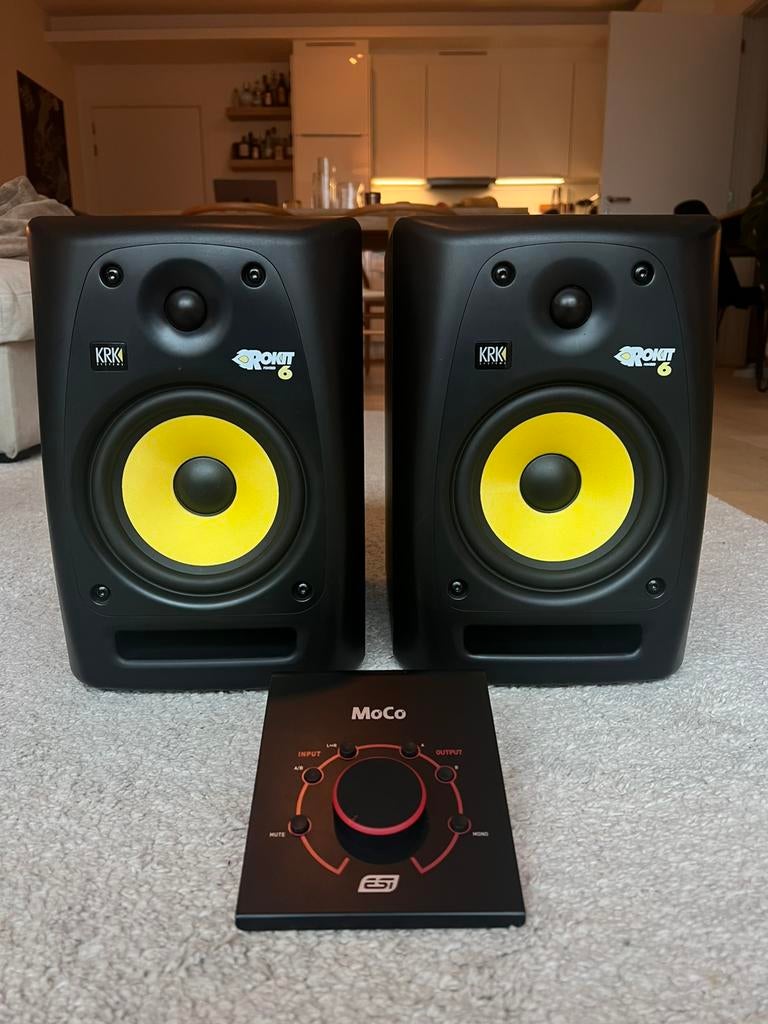 Pack studio KRK Rokit 6 G2 + contrôleur de volume passif, Zo goed als nieuw, 120 watt of meer, Front, Rear of Stereo speakers