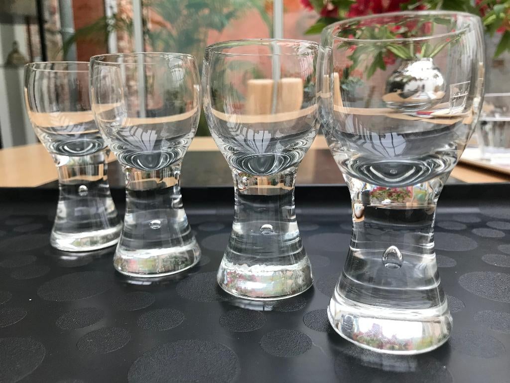 glazen kosta boda rondo, Ophalen of Verzenden, Zo goed als nieuw, Borrel- of Shotglas