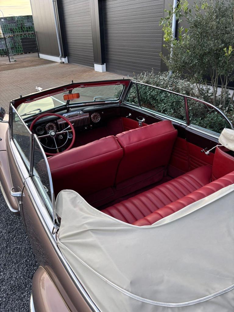 Cadillac series 62 convertible coupé, foto 12