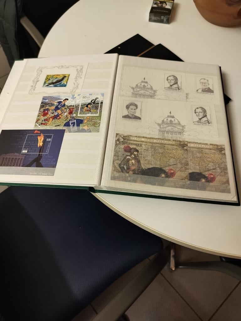 5 carnets de timbres belges, Enlèvement