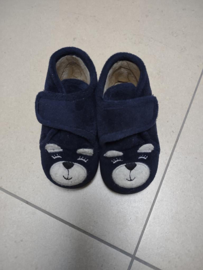Pantoffels, Kinderen en Baby's, Slofjes, Jongetje of Meisje, Zo goed als nieuw, Ophalen