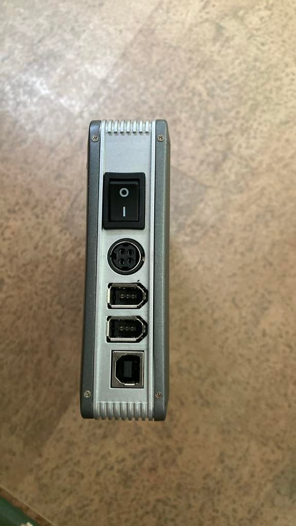Boîtier Firewire 400 et USB 2 pour disque dur 3,5 pouces, Informatique & Logiciels, Disques durs, Envoi, Utilisé, Firewire