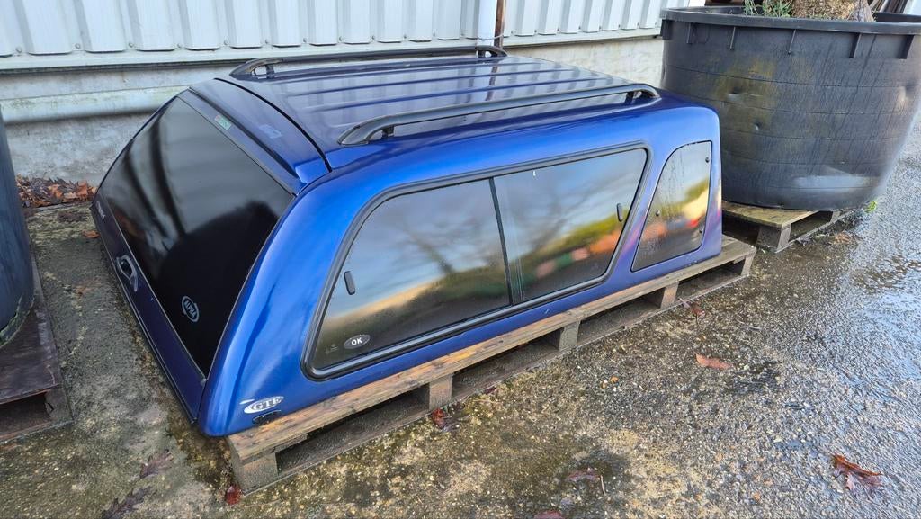 Cabine supplémentaire à toit rigide pour Isuzu D Max, Enlèvement