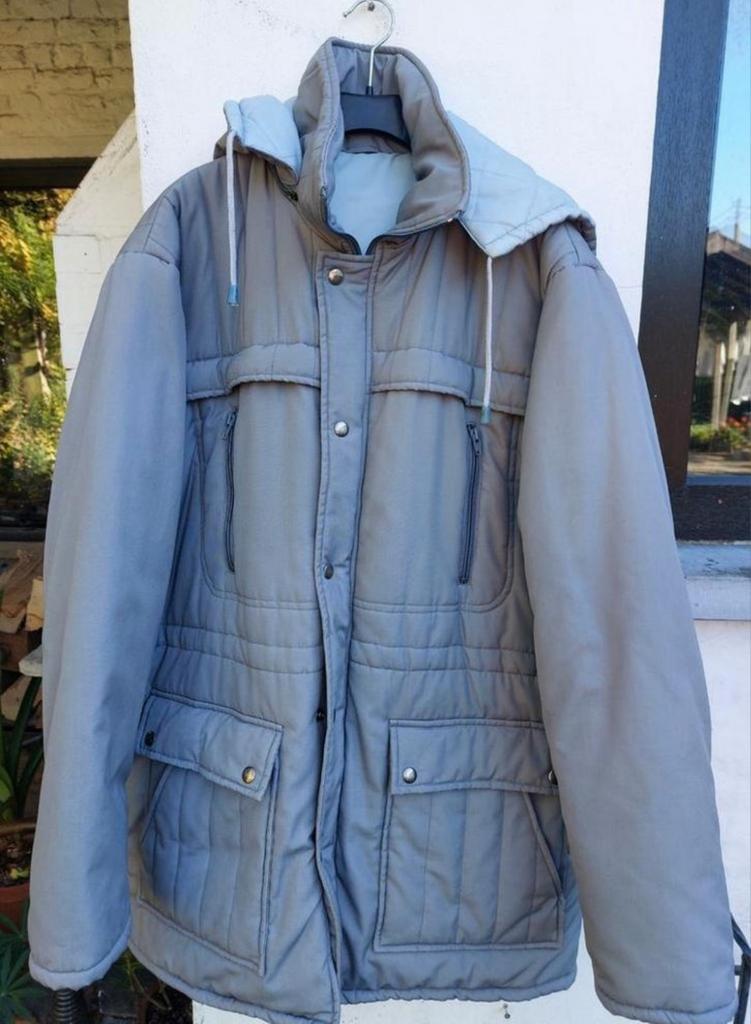 Anorak homme, capuche amovible, Vêtements | Hommes, Vestes | Hiver, Enlèvement, Porté
