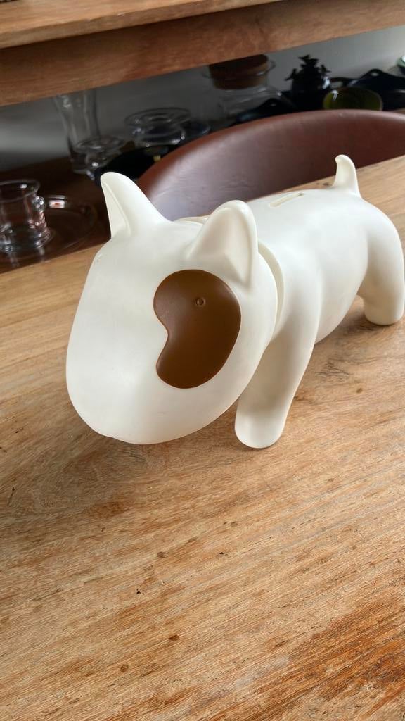 VINTAGE Tapas "Doggy Doggy" Bull Terrier, Verzamelen, Spaarpotten, Ophalen of Verzenden, Gebruikt, Kunststof, Dier