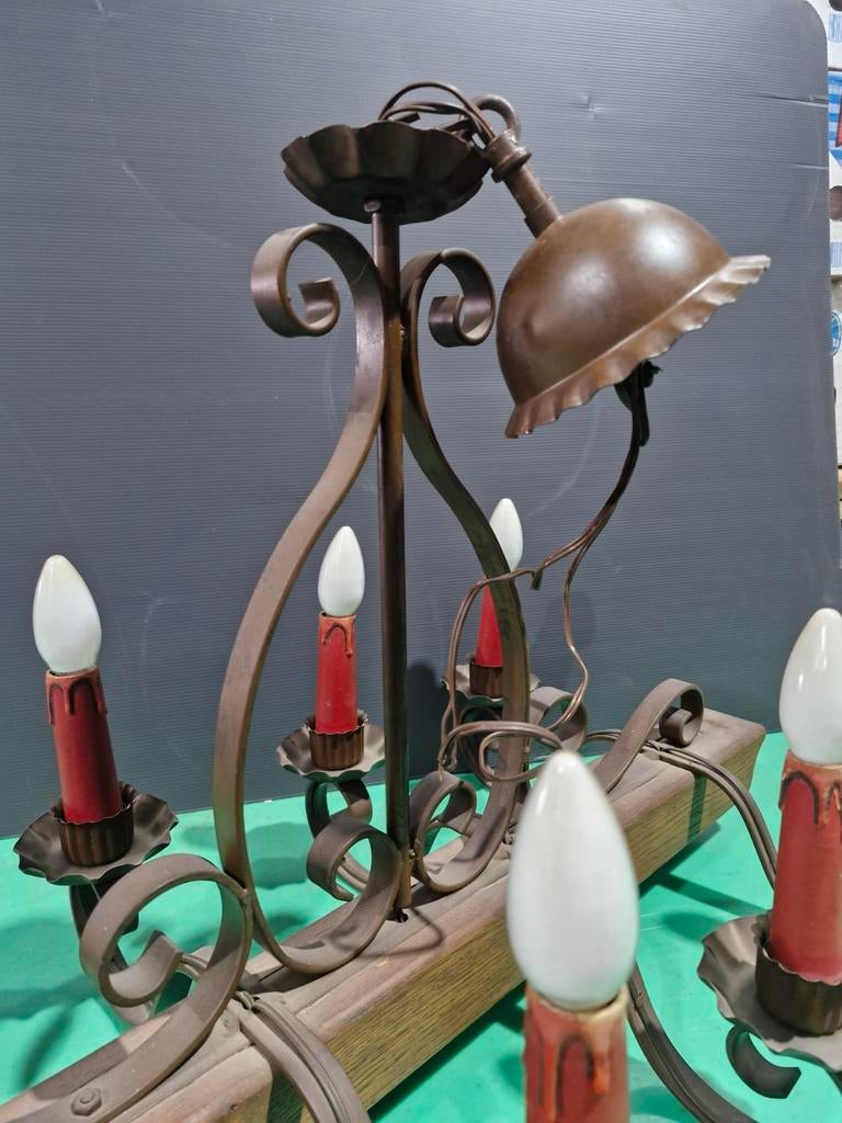 2 lustres rustiques en bois de chêne et fer forgé 8 lampes, Antiquités & Art, Enlèvement