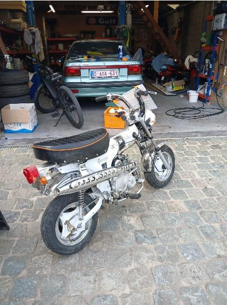 Dax, Fietsen en Brommers, Ophalen, 49 cc, Klasse B (45 km/u), Zo goed als nieuw