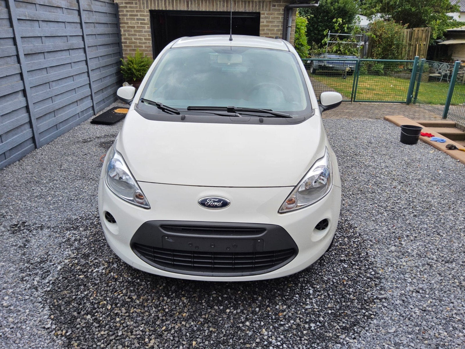 Ford Ka (2010) - Slechts 37.500 km - Zeer nette staat, Auto's, Ka, Wit, Particulier, ABS