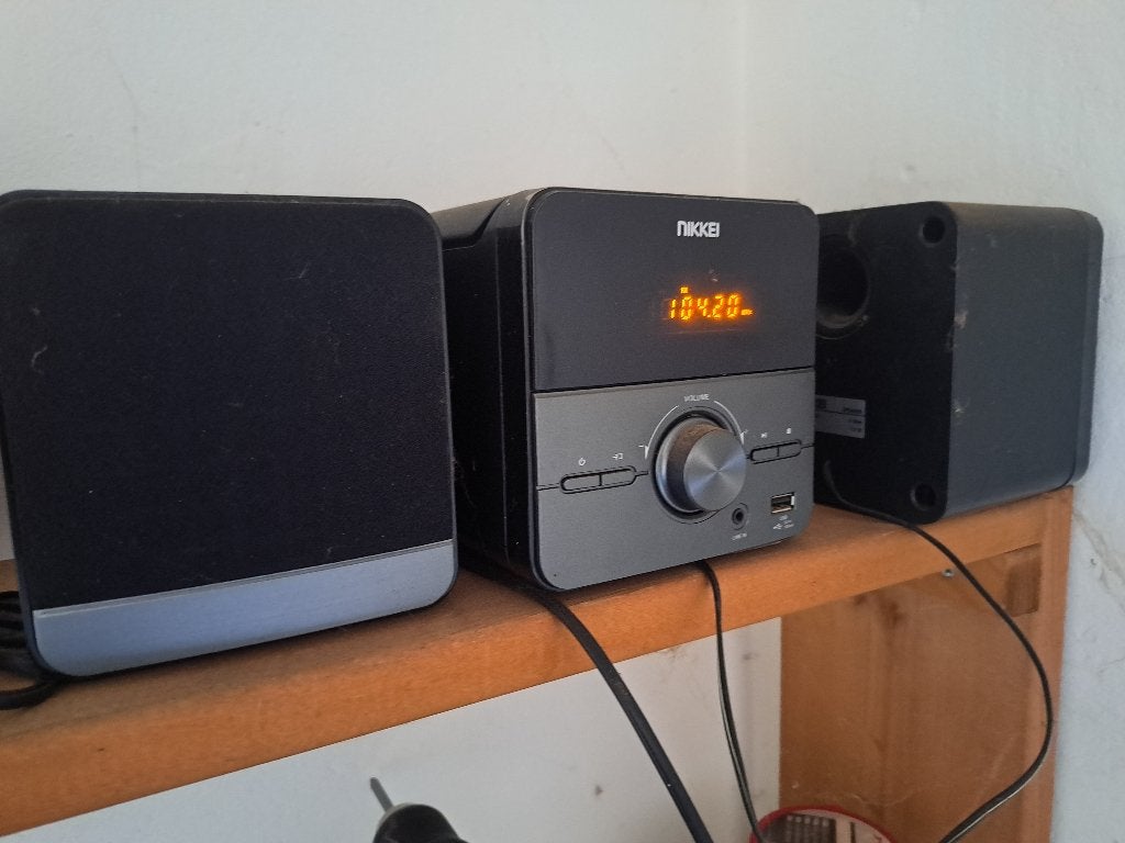 NIKKEI radio/ cd speler, Audio, Tv en Foto, Cd-spelers, Ophalen, Zo goed als nieuw, Met radio