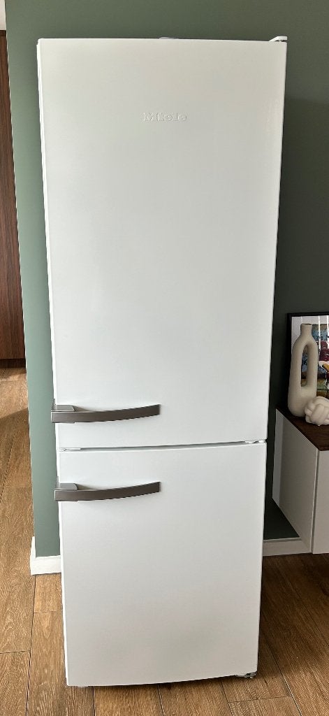 Miele koelkast en diepvriescombinatie, 160 cm ou plus, Enlèvement, Utilisé, 200 litres ou plus