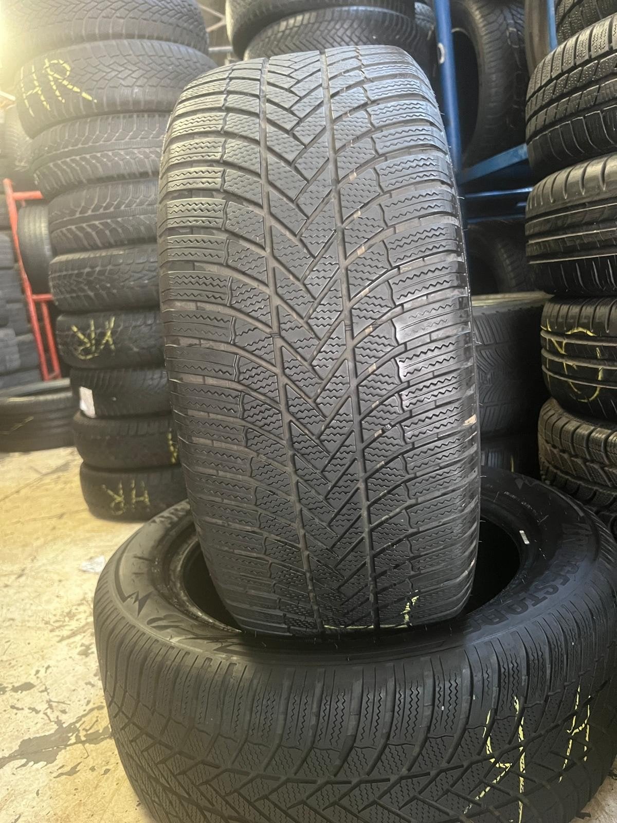 255 50 19 Bridgestone avec montage et équilibrage, Ophalen