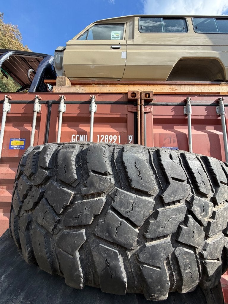 Pneu 4x4 stt et stt pro, Autos : Pièces & Accessoires, Enlèvement, Neuf, Pneu(s)