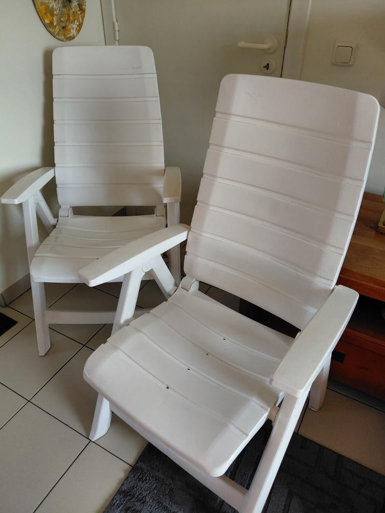 2 tuinstoelen van Hartman. Ophalen in Vrasene, Ophalen