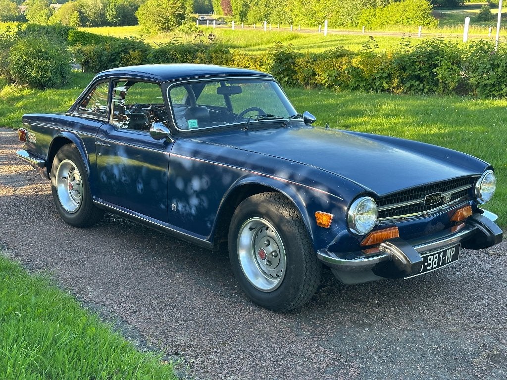 Triumph TR6, Autos, Triumph, Cabriolet, Boîte manuelle, 6 cylindres, Particulier