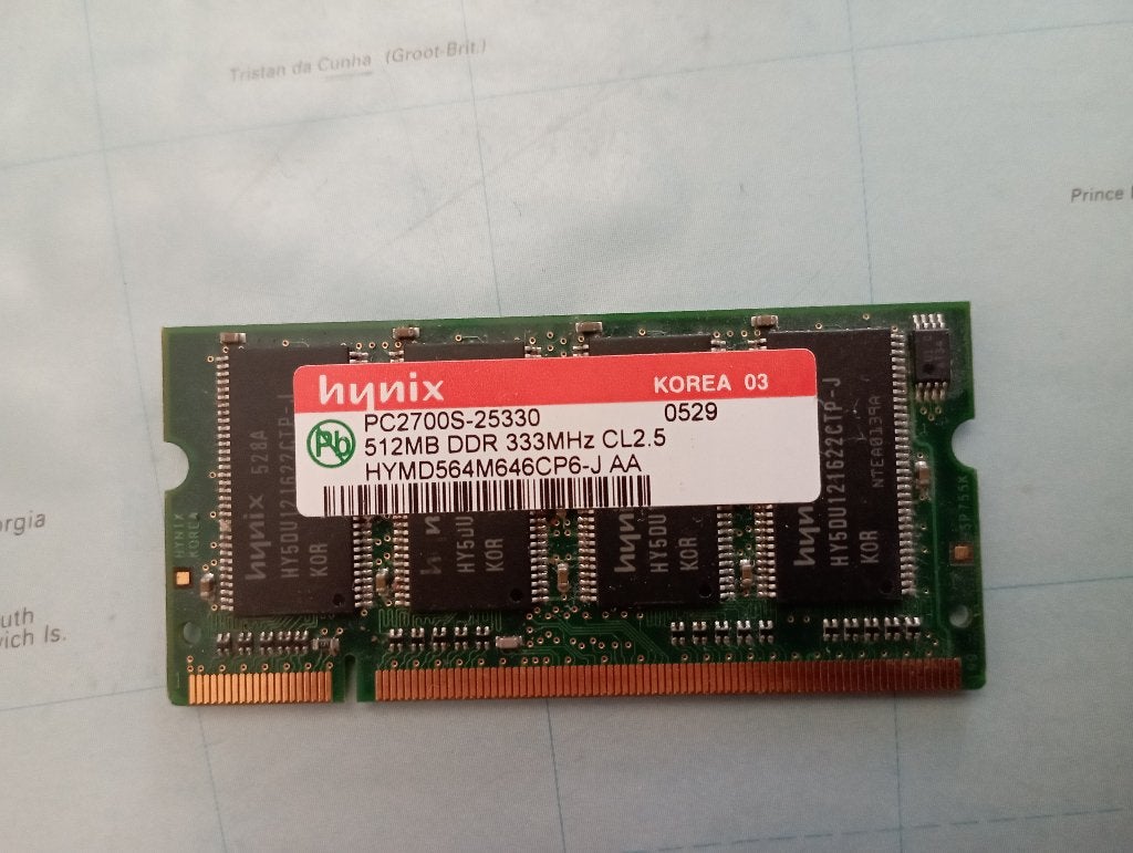 Hynix PC2700S-25330 512 Mo de mémoire DDR 333 MHz CL2.5, Informatique & Logiciels, Mémoire RAM, DDR, Utilisé, Laptop, Enlèvement