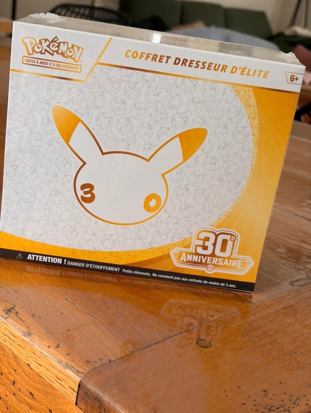 Pokémon – ETB 30ans – Français – Scellée

À vendr, Enlèvement