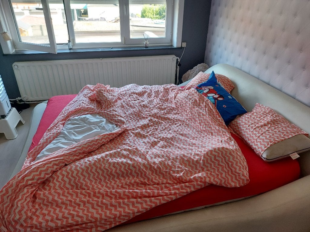 Kingsize bed, Huis en Inrichting, Ophalen, Overige materialen, Gebruikt, Wit