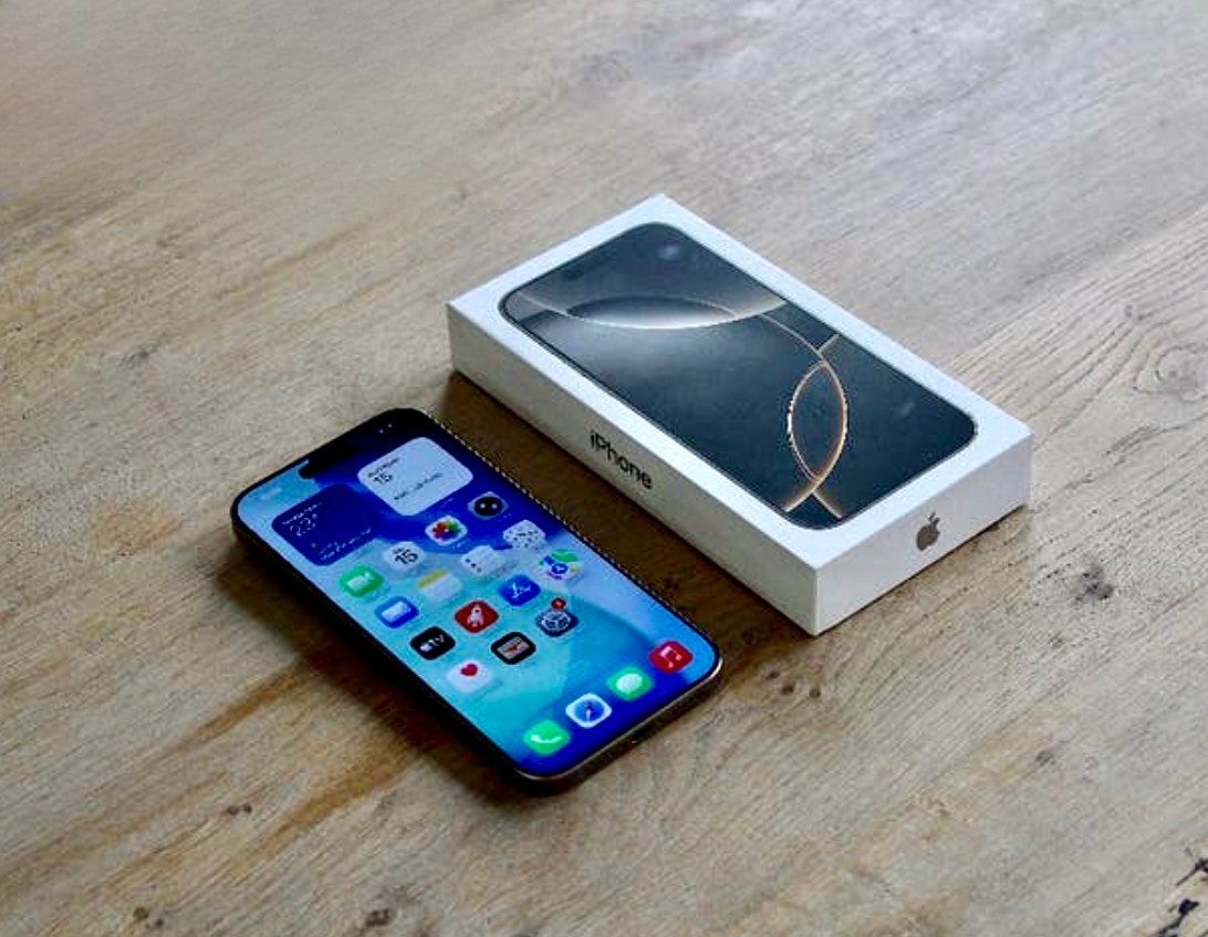 iPhone 16 Pro Max 256 GB - Natural Titanium, Télécoms, Téléphonie mobile | Apple iPhone, Comme neuf, 256 GB, iPhone 16 Pro Max