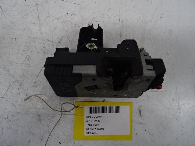 SERRURE DE PORTE ARRIÈRE GAUCHE Opel Corsa C (F08 / 68), Arrière, Opel, Opel Automobile GmbH, Utilisé