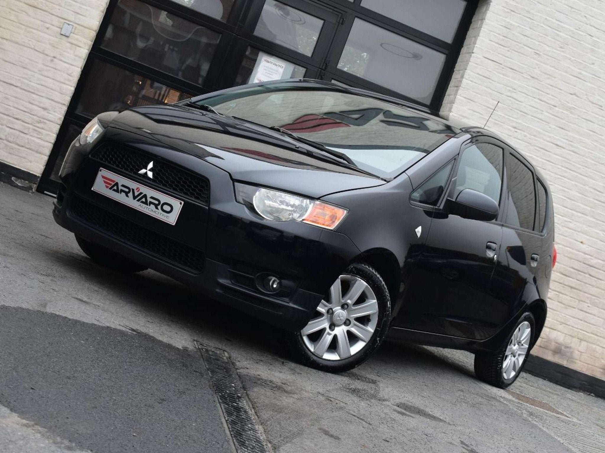 Mitsubishi Colt 1.3i CityZ Automaat / PDC / Airco / Carplay, Auto's, Euro 5, Stof, Gebruikt, Zwart