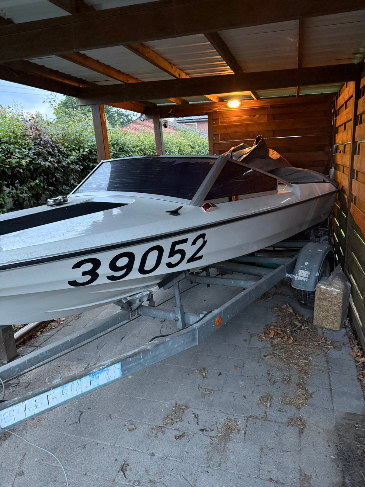 Boot met trailer, Ophalen, Zo goed als nieuw