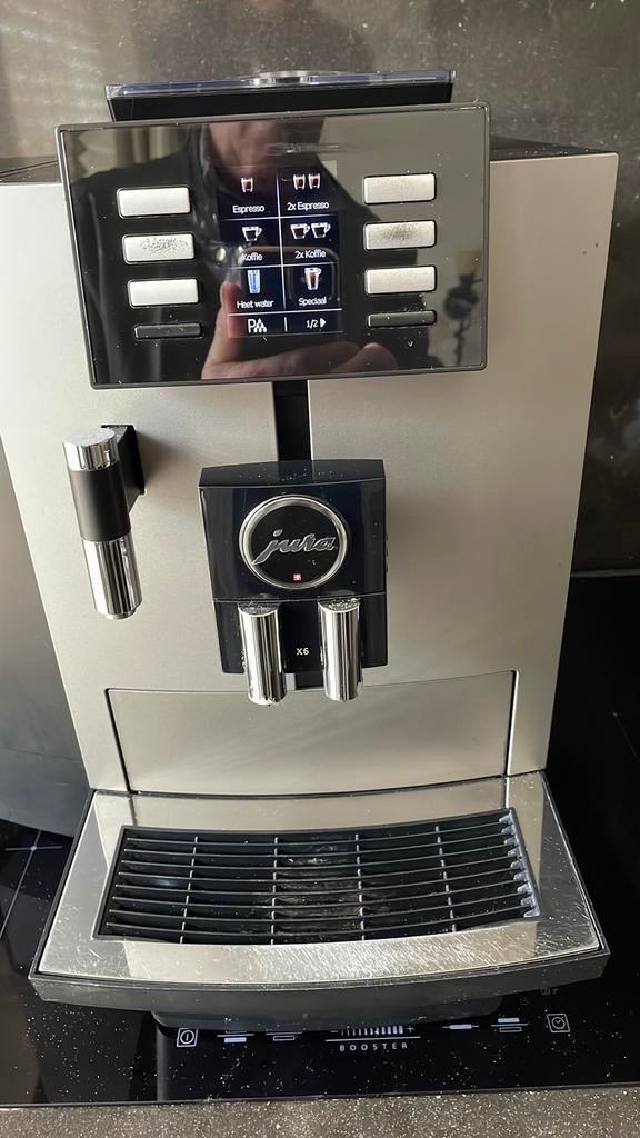 Koffiemachine Jura x6, 10 kopjes of meer, Koffiemachine, Koffiebonen, Zo goed als nieuw