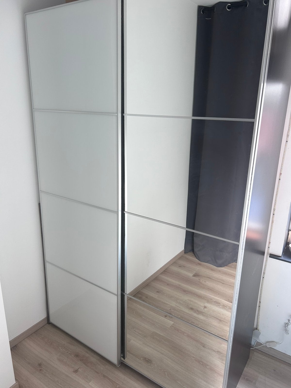 Armoire, 150 à 200 cm, Comme neuf, Enlèvement, 200 cm ou plus
