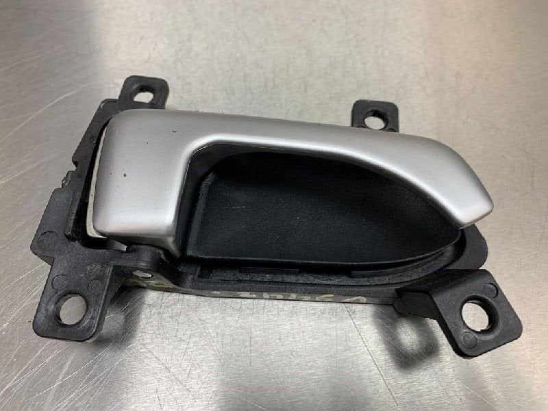POIGNEE EXTERIEURE AVANT DROITE Kia Sportage (SL), Utilisé, Avant, Kia