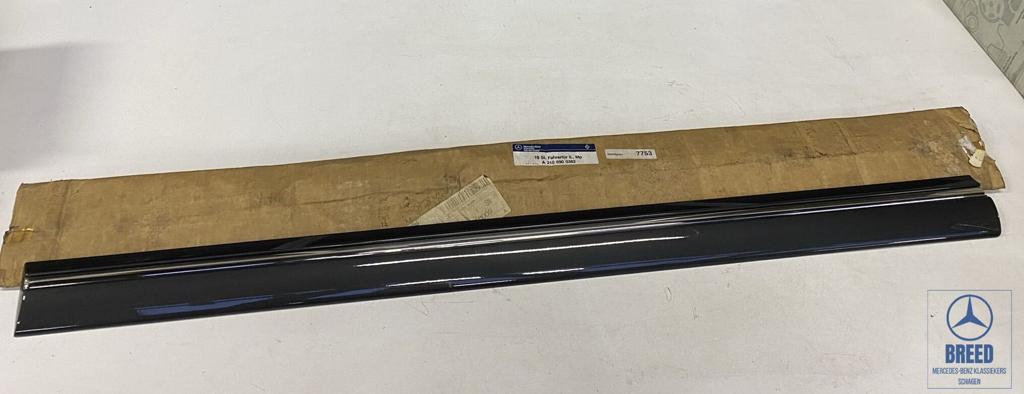 NOS sierlijst bestuurdersdeur Mercedes-Benz W210 E-Klasse, Auto-onderdelen, Carrosserie, Mercedes-Benz, Nieuw, Ophalen of Verzenden