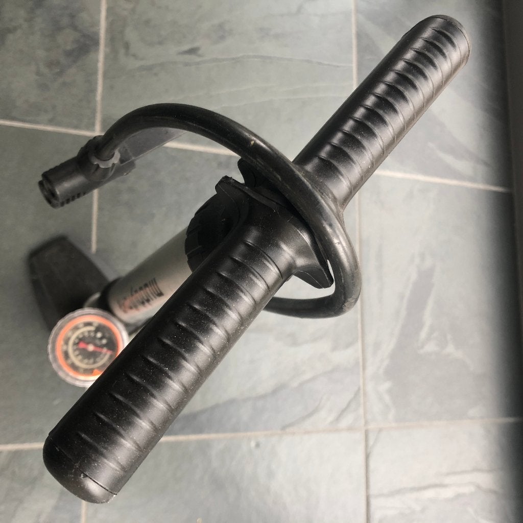 fietspomp fiets voetpomp met drukmeter, Fietsen en Brommers, Ophalen of Verzenden, Drukmeter