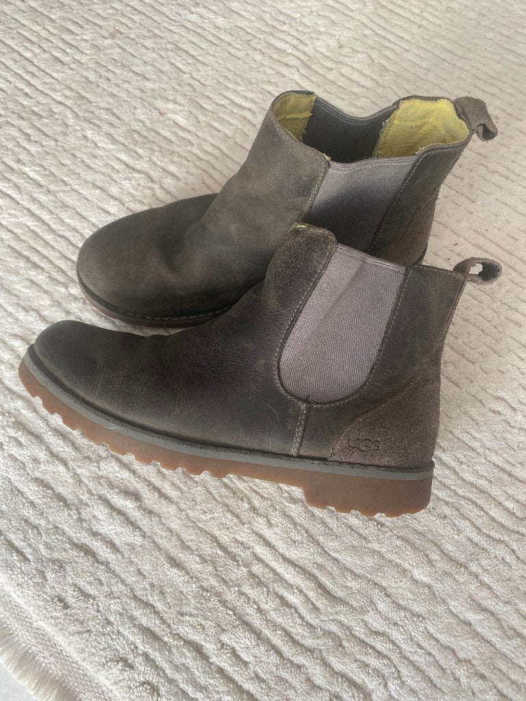 Bottes Chelsea UGG en cuir marron taille 35 Unisexe, Ugg, Enlèvement ou Envoi, Utilisé, Bottes