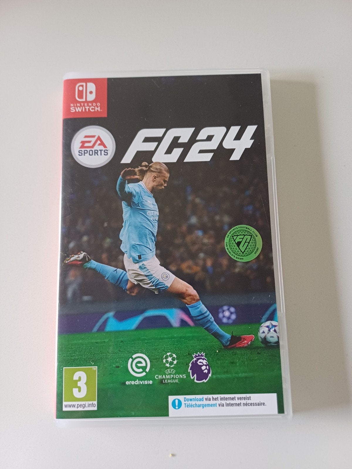 Nintendo switch FC24, Ophalen, Online, Zo goed als nieuw, 3 spelers of meer