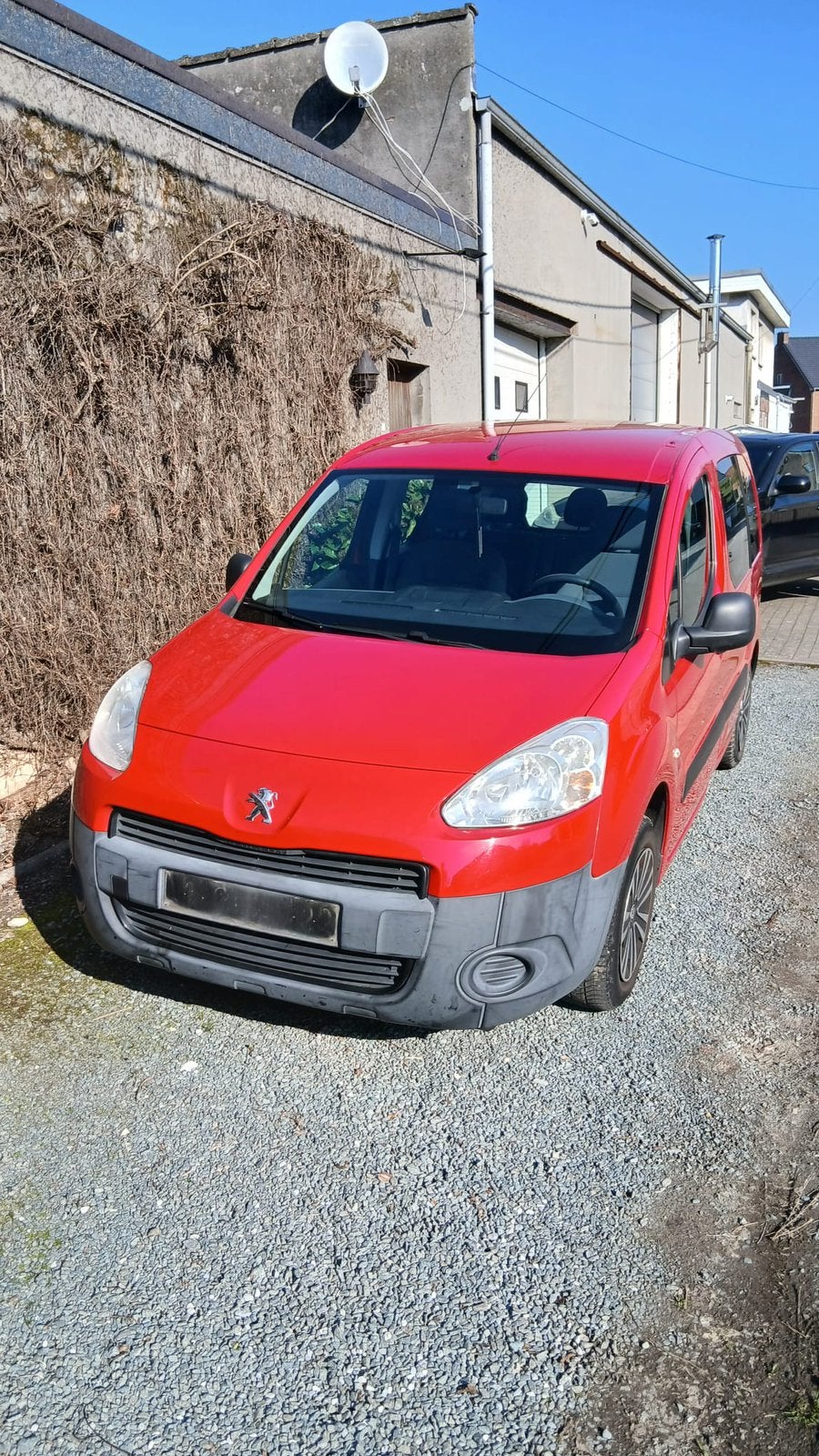 Peugeot Partner 1.6i 5-pl  03/2014 119000km 4350€, Autos, Peugeot, Rouge, Euro 5, Achat, Entreprise
