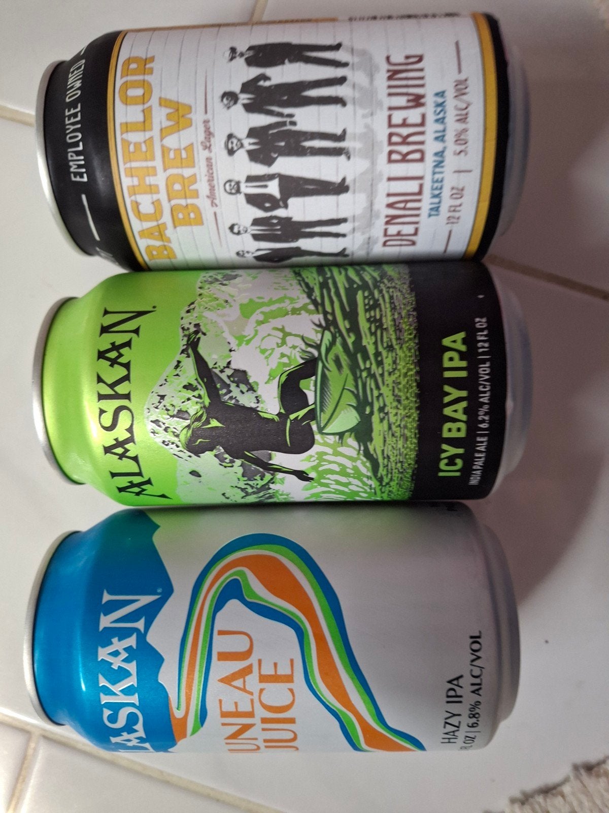 3 ongeopende bierblikken uit Alaska, Ophalen of Verzenden