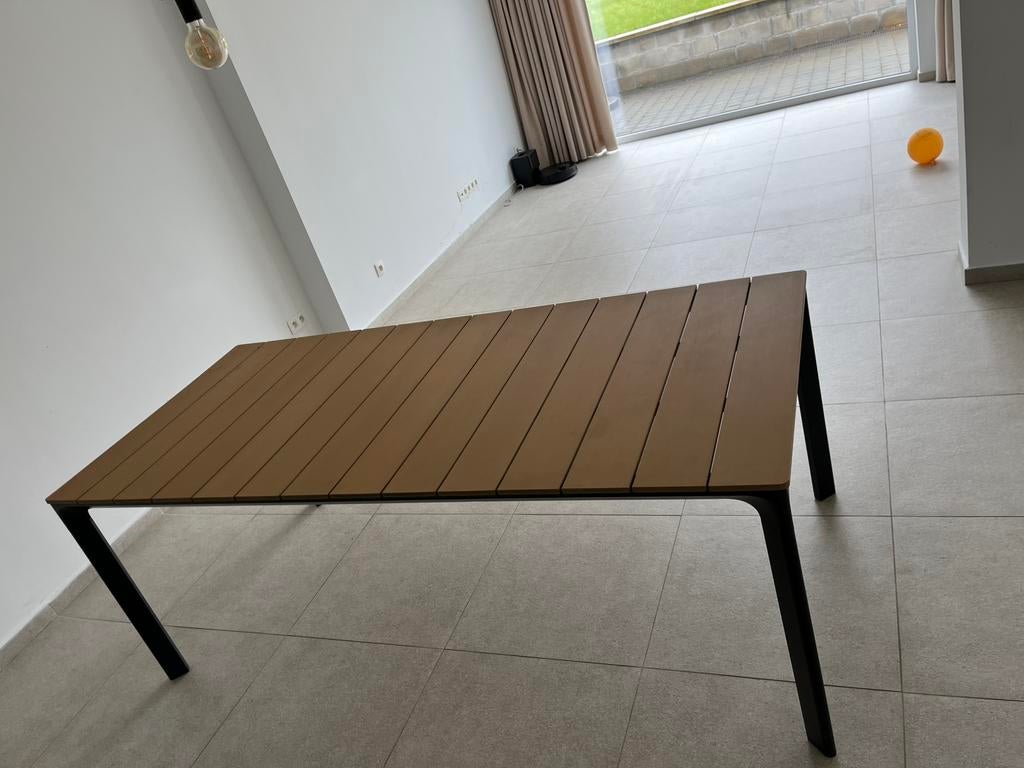 Tuintafel exterioo vida, Ophalen, Zo goed als nieuw