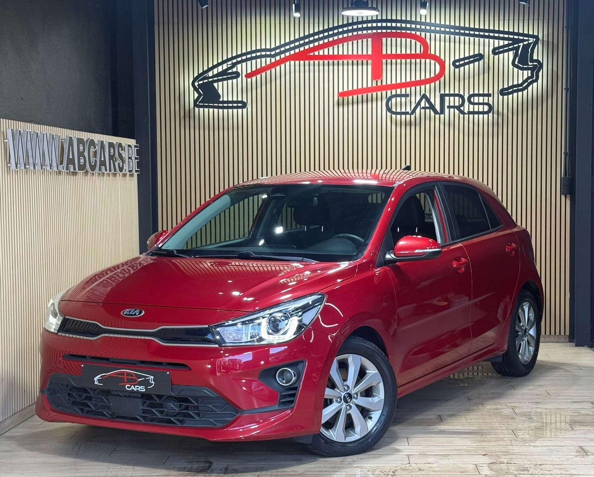 Kia Rio 1.0 * GARANTIE 12 MOIS * 1ER PROPRIETAIRE *, Autos, Rouge, Achat, 998 cm³, Euro 6