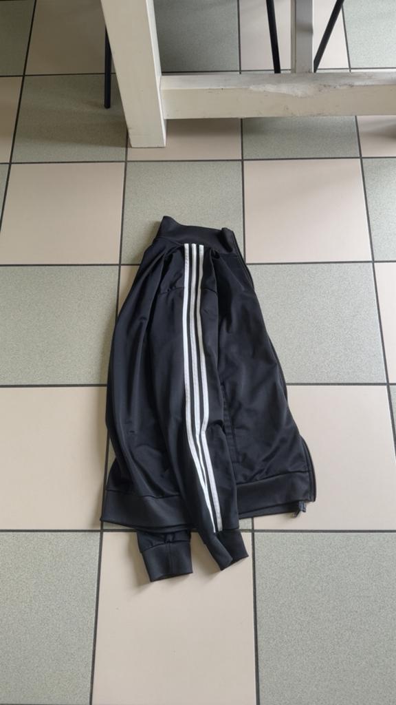 Adidas vest maat s, Kleding | Heren, Badmode en Zwemkleding, Ophalen