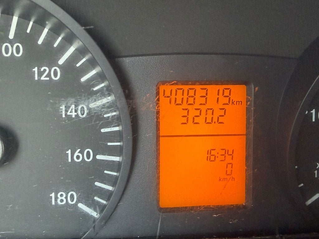 Mercedes Sprinter 519 Bus (Stock ID 28993) — 18