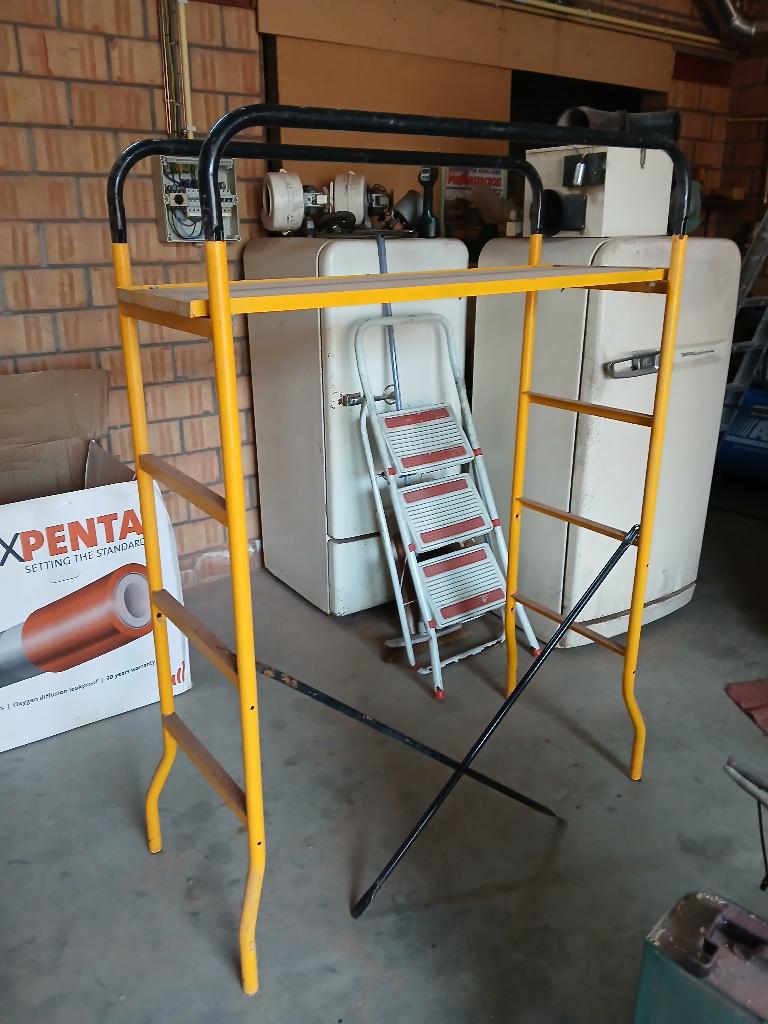 hobby stelling, Ophalen