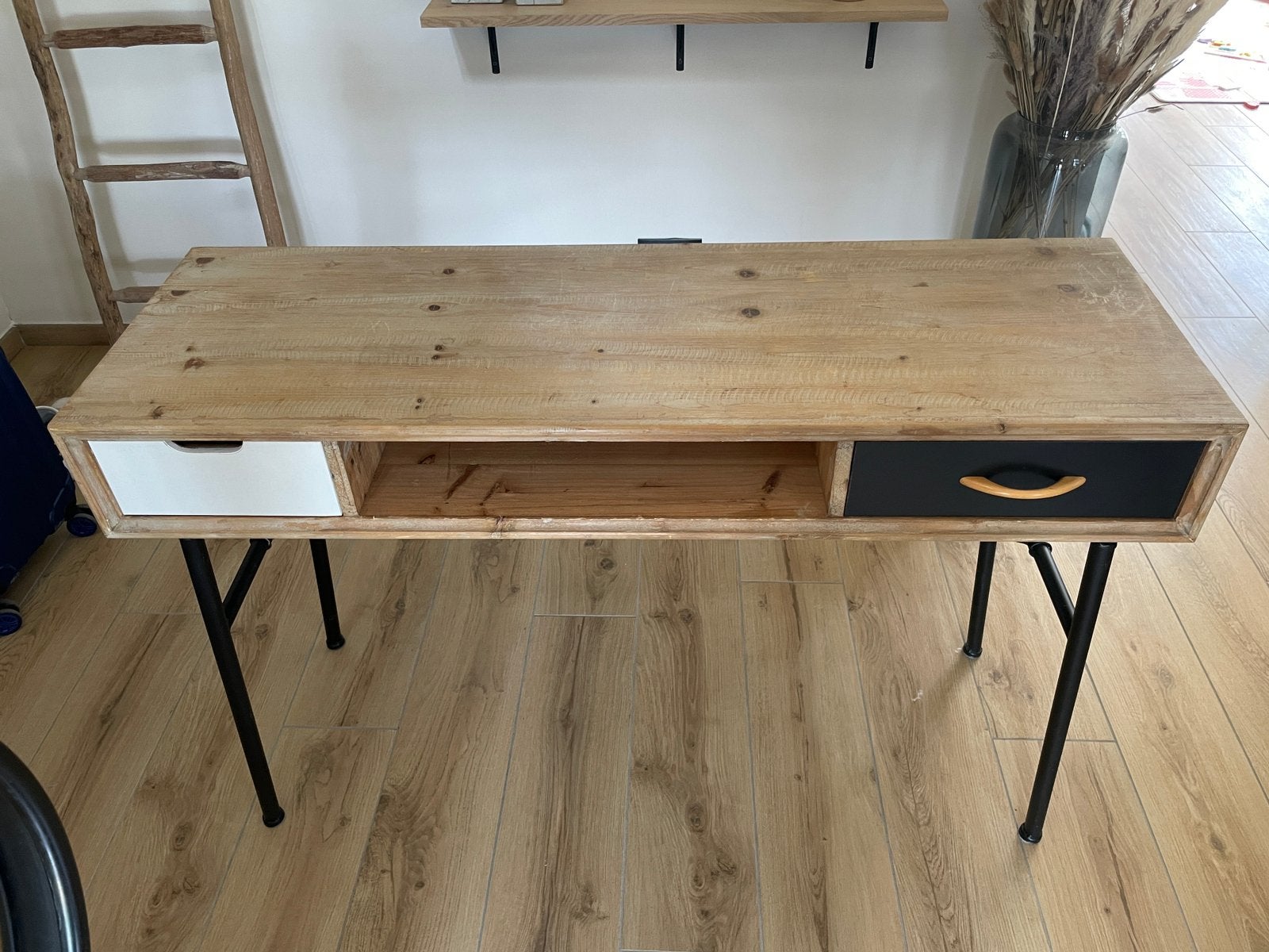 Bureau, Enlèvement, Utilisé