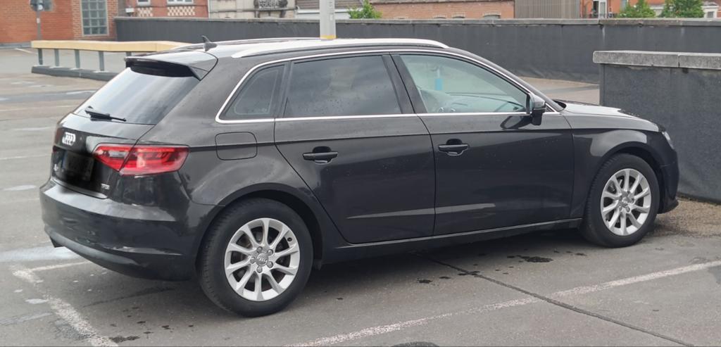 AUDI A3 1.4 TFSI, Cuir, Achat, 5 portes, Automatique