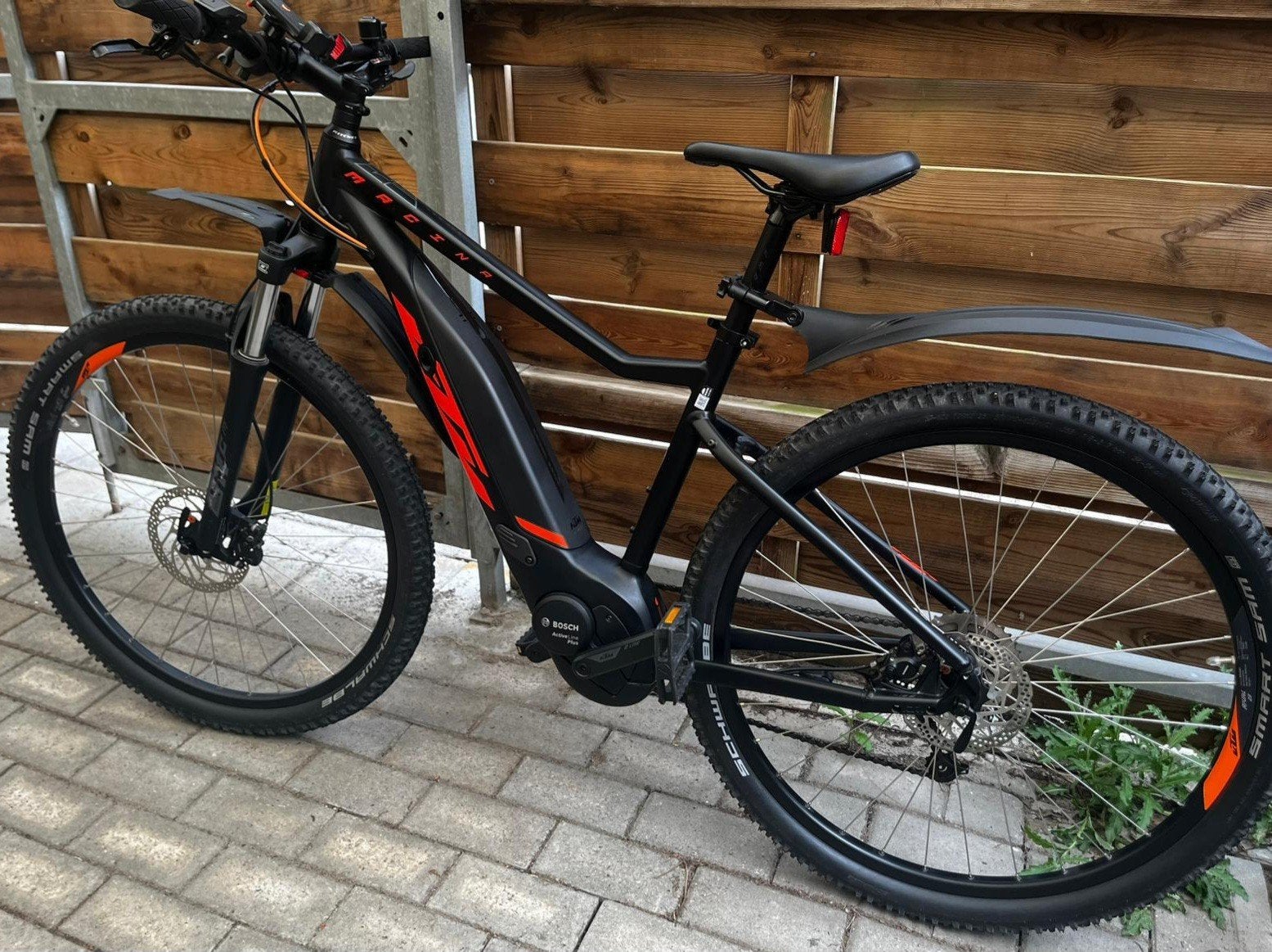 KTM, Enlèvement