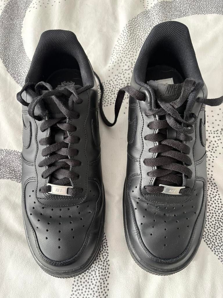Baskets homme nike air force one noires 42,5, Enlèvement, Comme neuf, Baskets