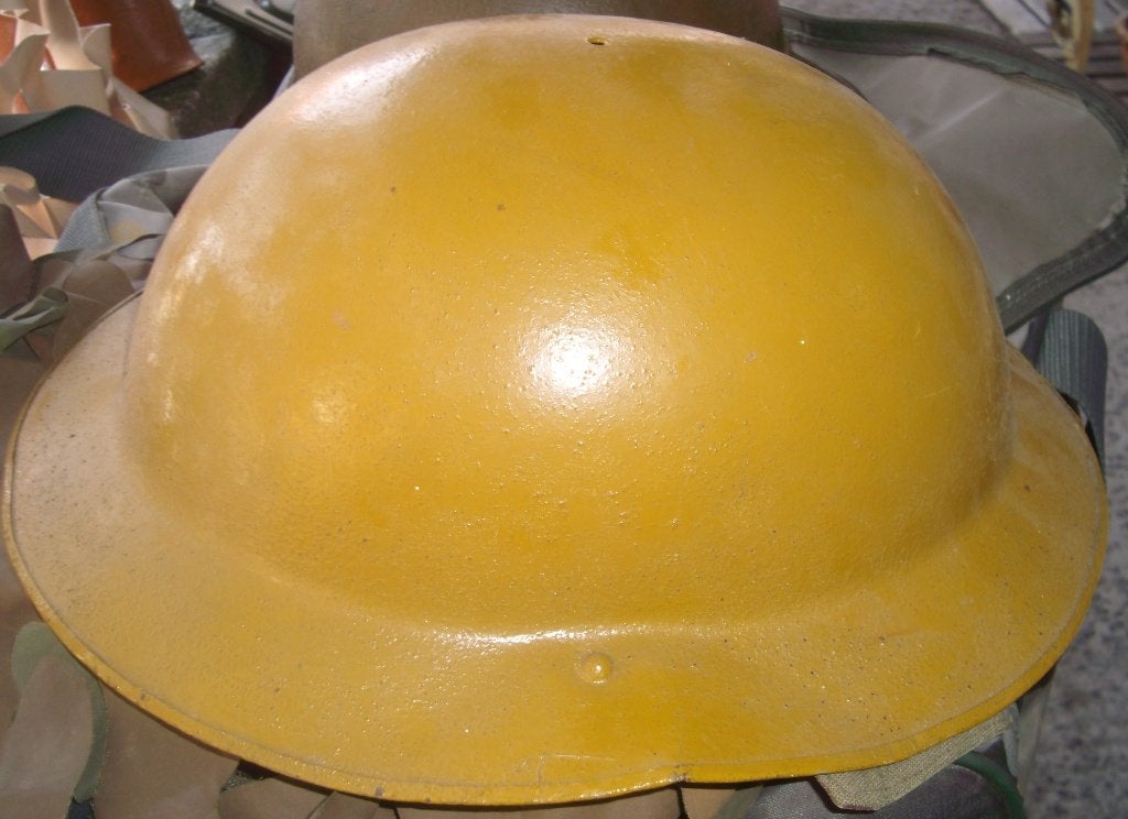 Coque Casque Anglais WW2, Verzamelen, Militaria | Tweede Wereldoorlog, Verzenden, Landmacht, Helm of Baret