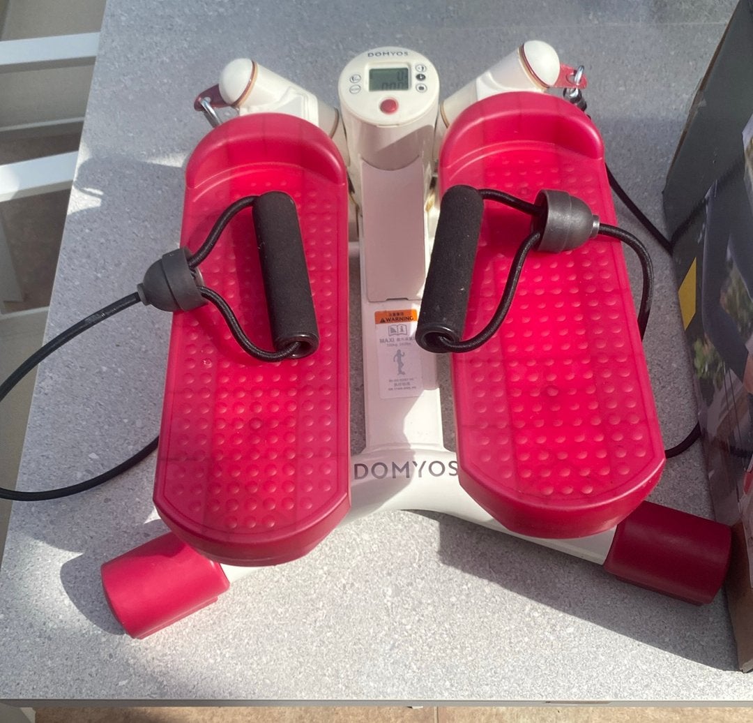 Domyos stepper ms500, Dieren en Toebehoren, Ophalen, Zo goed als nieuw