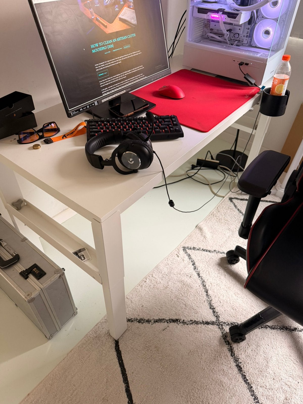 Witte ikea bureau, Huis en Inrichting, Ophalen, Gebruikt, IKEA