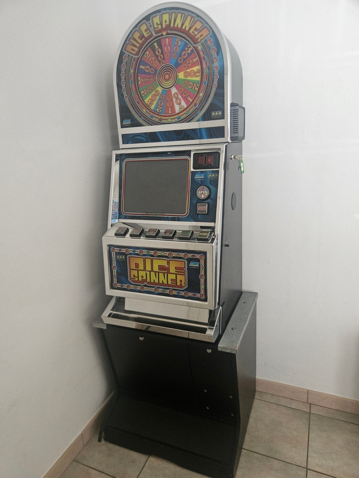 Dice spinner, Enlèvement