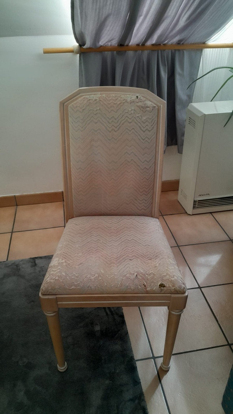 Gratis 7 stoelen, Ophalen, Gebruikt