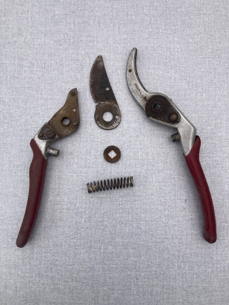Snoeischaar Felco onderdelen gratis, Tuin en Terras, Snoeischaren, Ophalen of Verzenden, Gebruikt, 20 t/m 29 mm, Felco